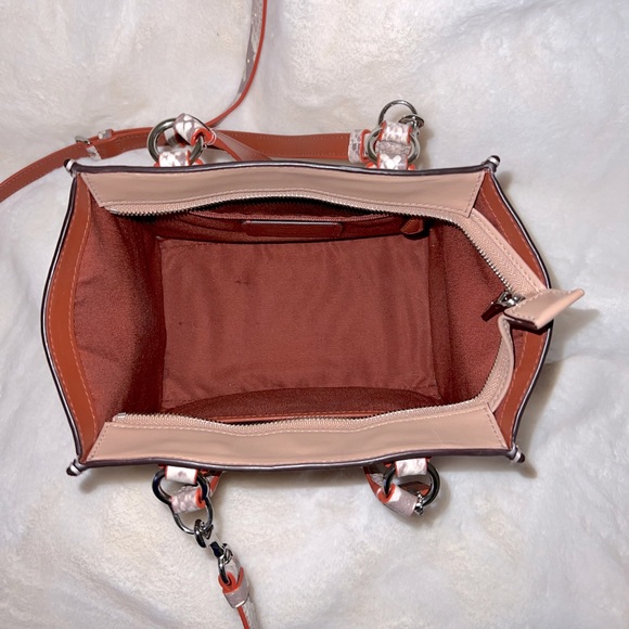 Pink leather Coach purse - Picture 7 of 9